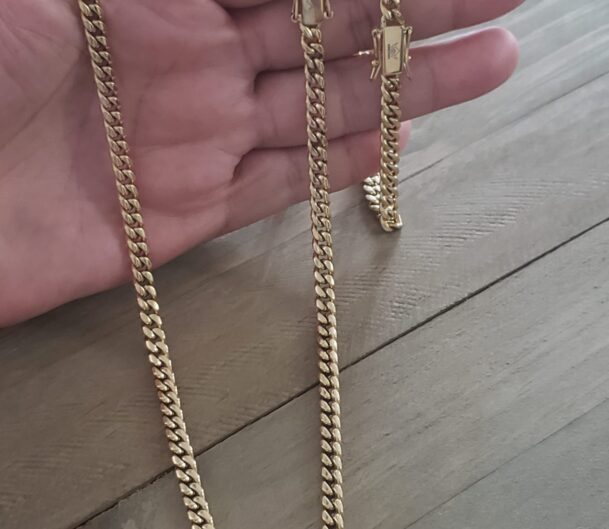 Set Cubana Miami 
6mm x 28"
Cadena y pulsera *